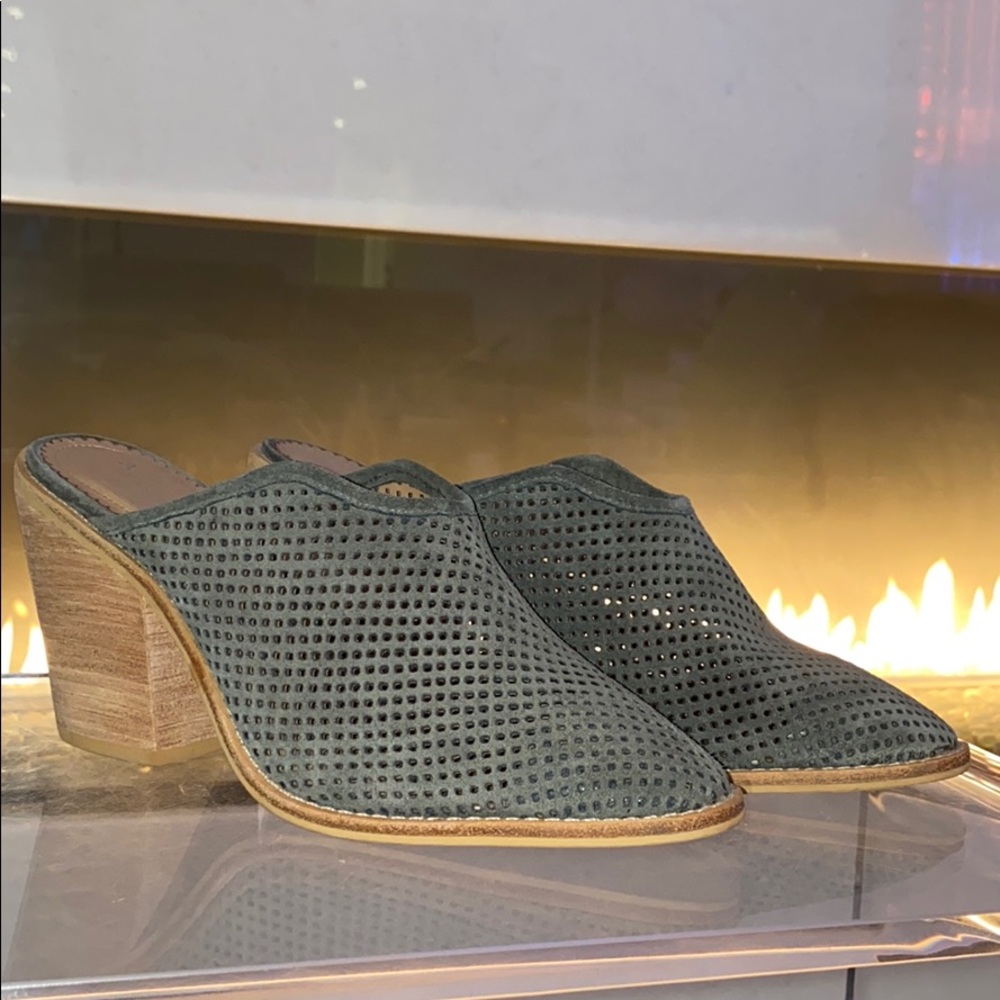 Anthropologie Wedges